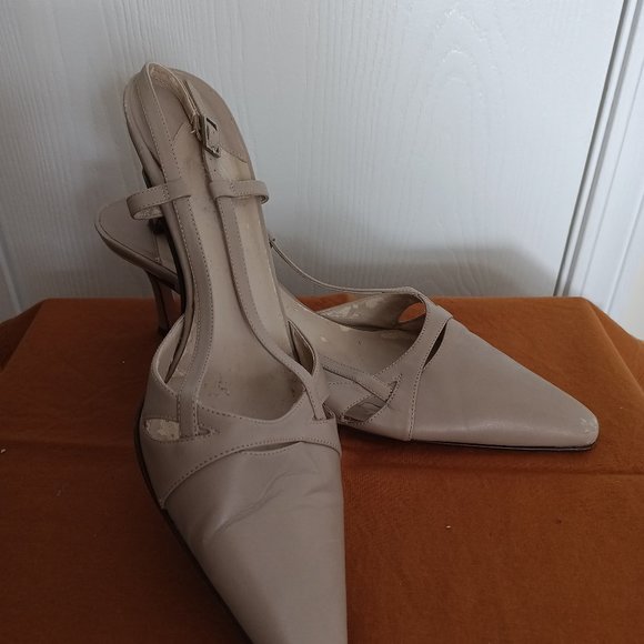 Talbots high heeled sligbacks. Made in Italy - Picture 2 of 6